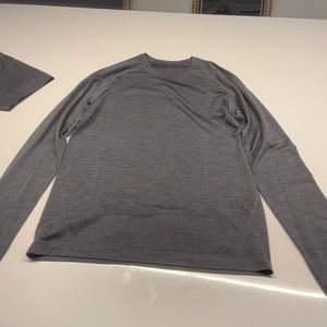 Lulu lemon medium gray long sleeve shirt